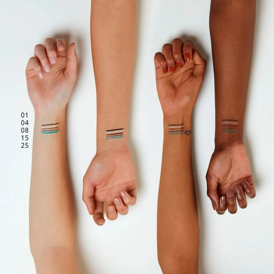 Online Essence 01 Black Kajal Pencil