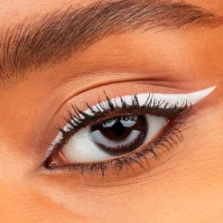 Discount Essence 04 White Kajal Pencil