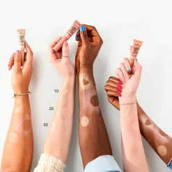 Hot Essence Baby Got Glow 10 Sassy In Silk Liquid Highlighter