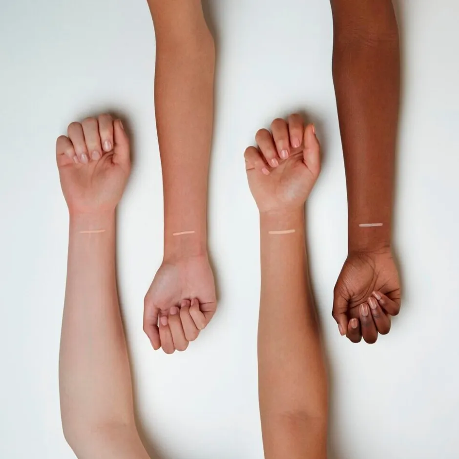 Discount Essence Inner Eye 01 Everybody's Shade Brightening Pen