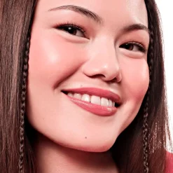 Hot Essence Satin Glow 02 Blushin It Luminous Shine Lipstick