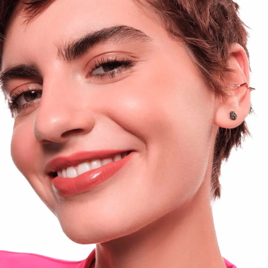 Hot Essence Satin Glow 01 Whole Latte Love Luminous Shine Lipstick