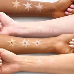 New Essence Soft Touch 30 Glazing Gleam Bouncy Glow