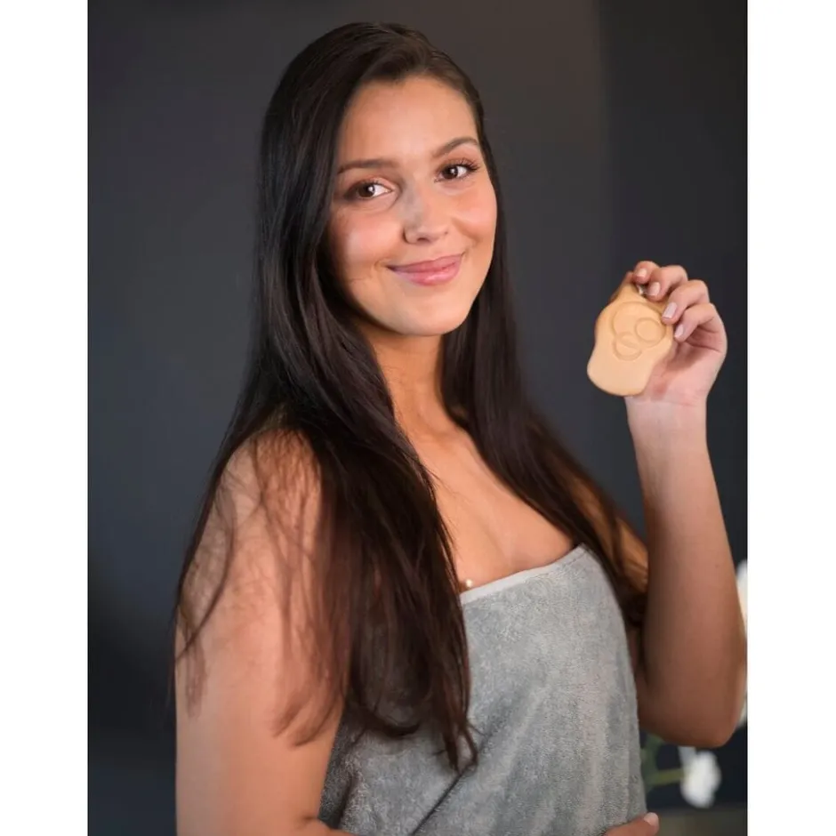 Foamie Hibiskiss Shampoo Bar