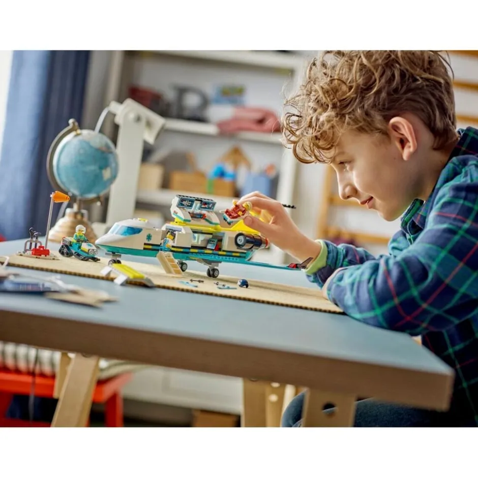 Hot LEGO City 60465 Ambulancevliegtuig