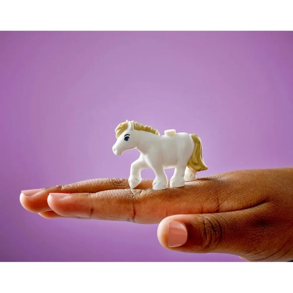 Hot LEGO Friends 42654 Ponyboerderij en Stal