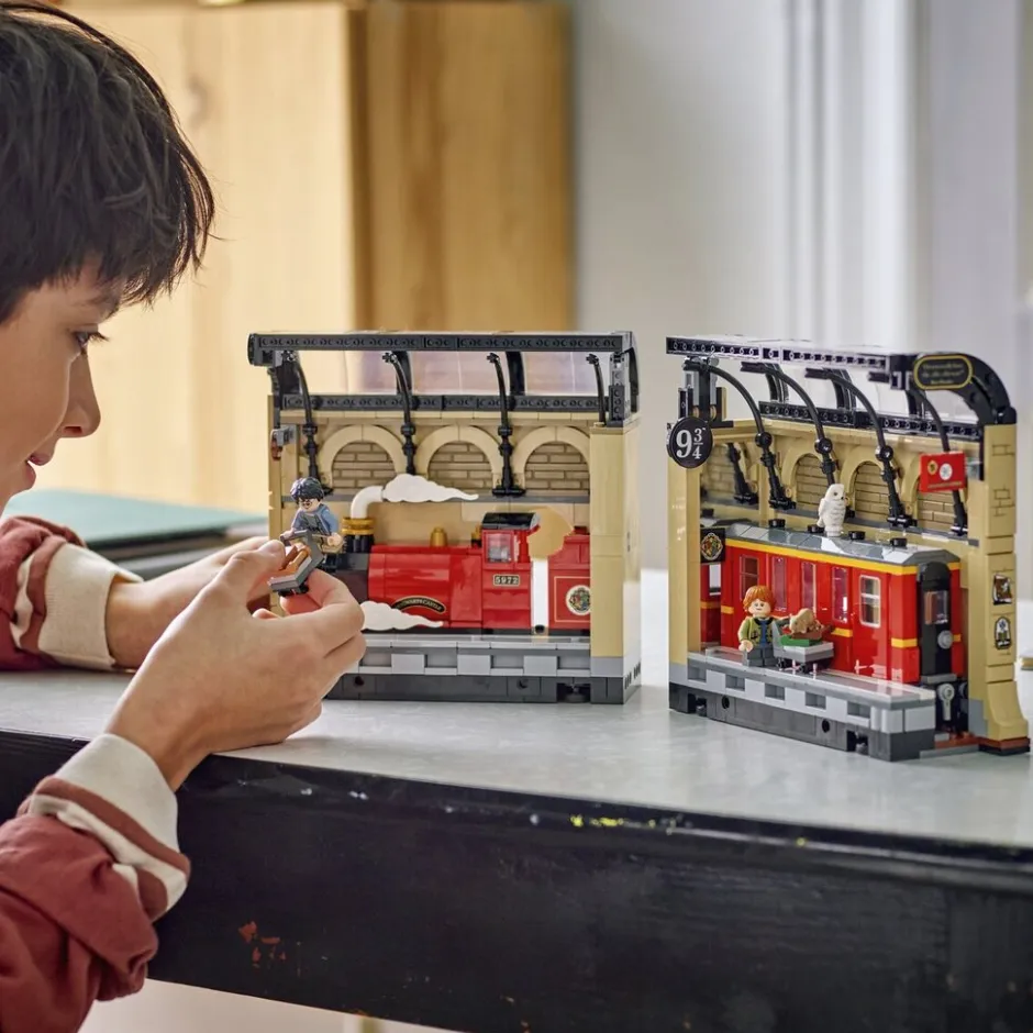 Outlet LEGO Harry Potter 76450 Boekensteun de Zweinstein Express