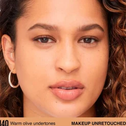 Maybelline New York Superstay 140 Lumi Matte Foundation