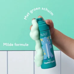 Hot Naïf Kids Shower Foam